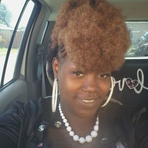 Meet your Posher, Lisa